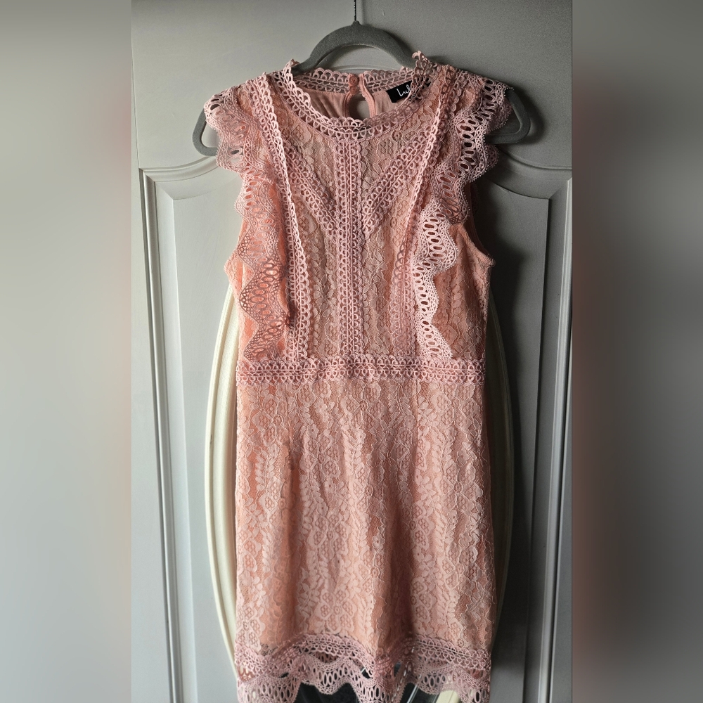 LULU'S Pink Midi Floral Lace Dress ~ Medium
